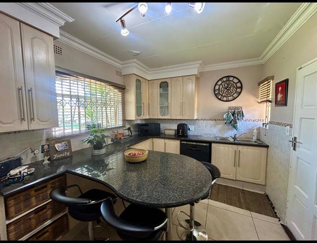 3 BEDROOM HOUSE FOR SALE IN SUNAIR PARK